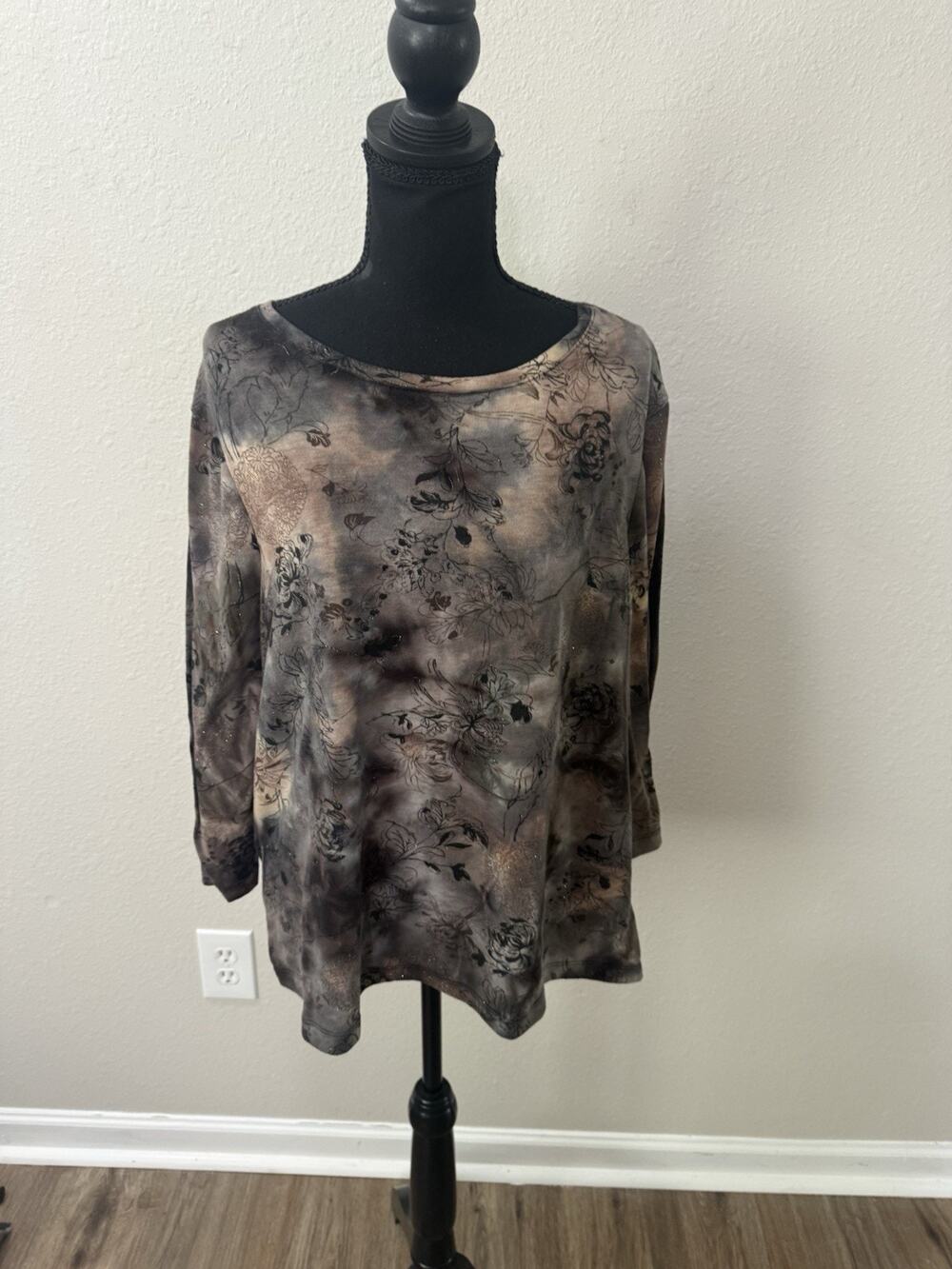 White Stag Top XL Womens Brown Gray Floral Metallic Glitz 3/4 Sleeve Blouse Knit